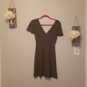 Dinner dress 🙋🏾‍♀️ Army green v cut